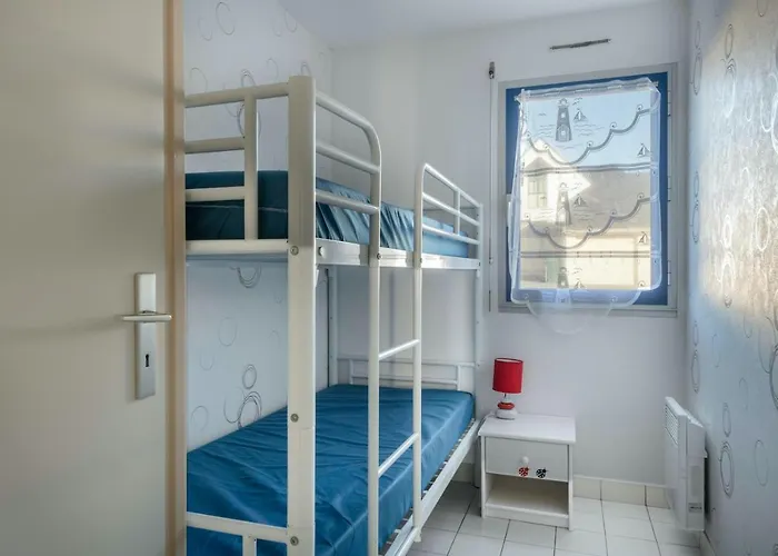 à 200m De La Plage, Vue Pour 4 Appartement *