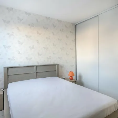 A 200m De La Plage, Vue Pour 4 *