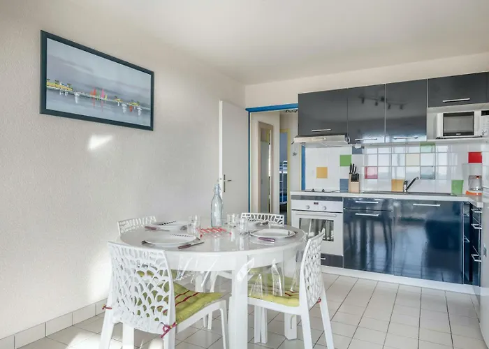 à 200m De La Plage, Vue Pour 4